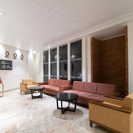 Palette - Hotel Welcome Kadi Exterior foto