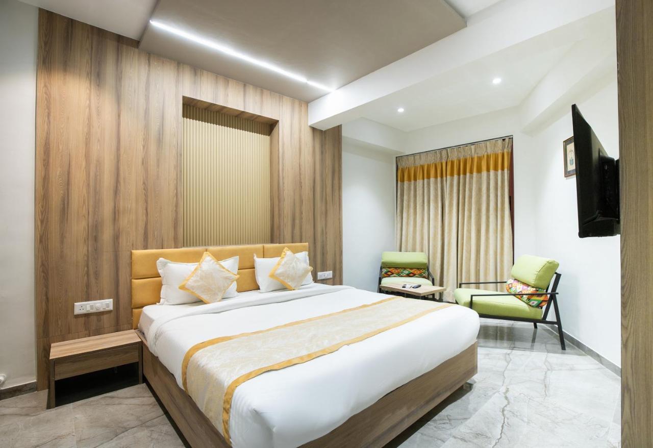 Palette - Hotel Welcome Kadi Exterior foto